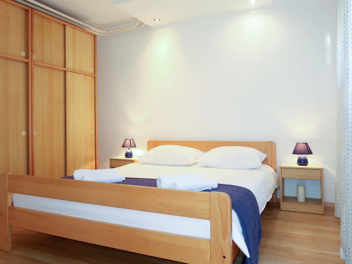 Apartment Jurkovic - Nji100 By Interhome *